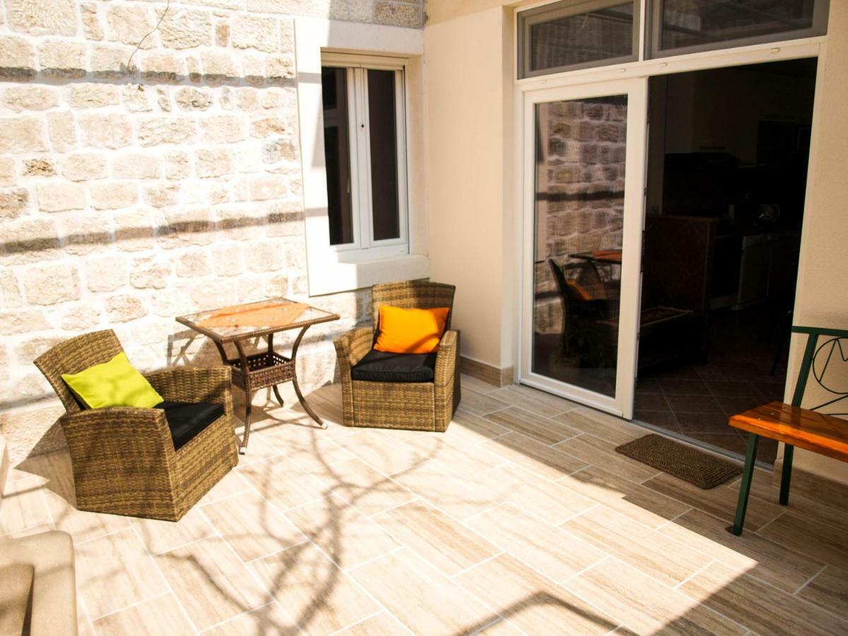 Ferienwohnung House Nataniel In Omis Near Sea Exterior foto