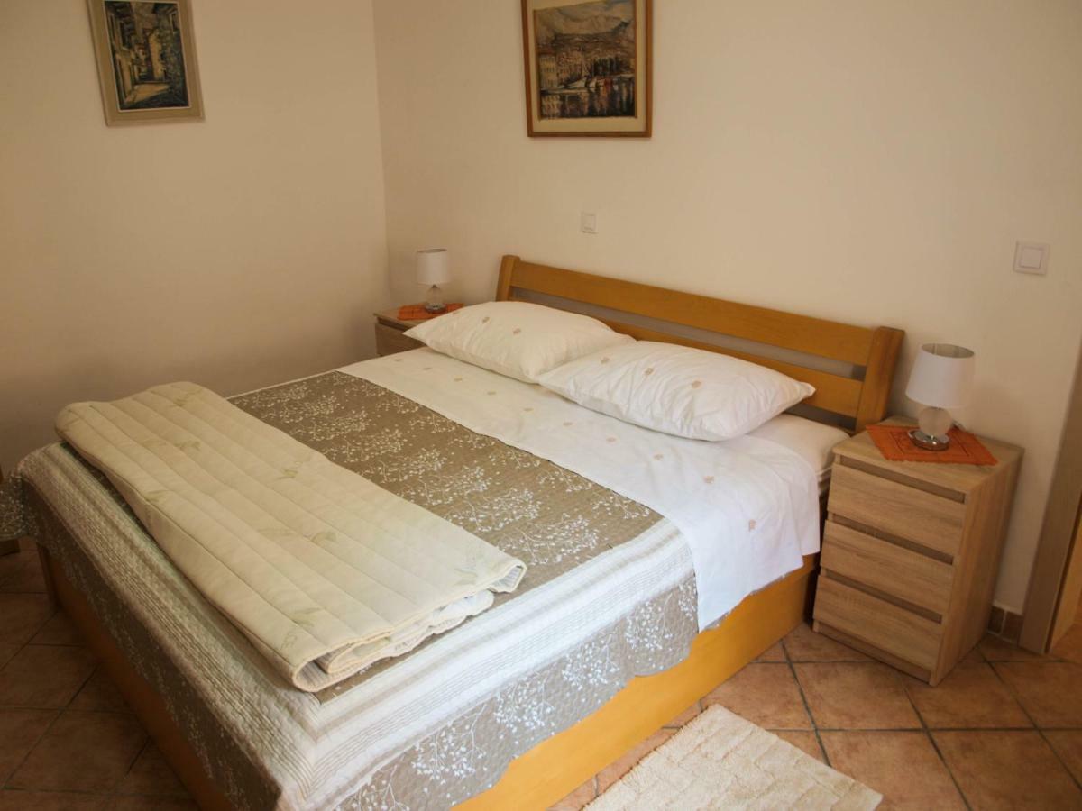 Ferienwohnung House Nataniel In Omis Near Sea Exterior foto
