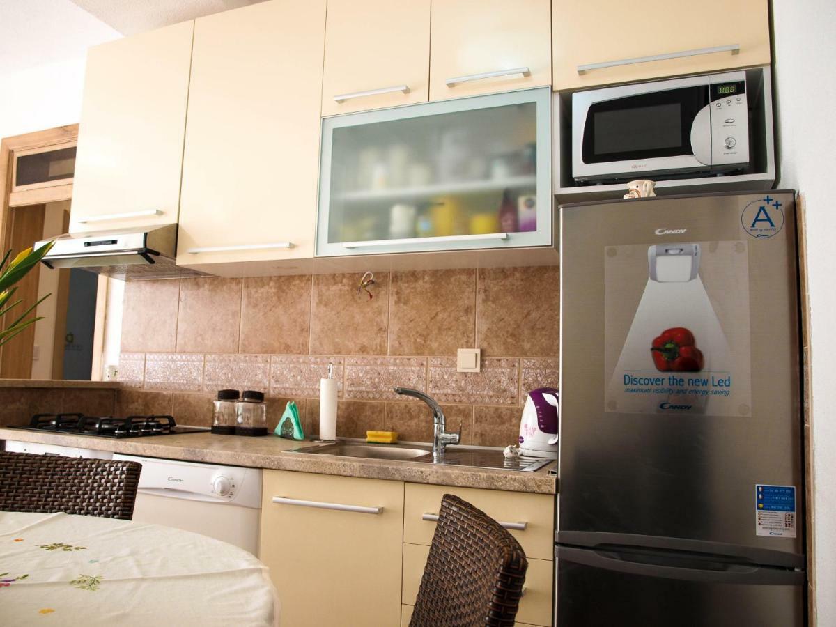 Ferienwohnung House Nataniel In Omis Near Sea Exterior foto