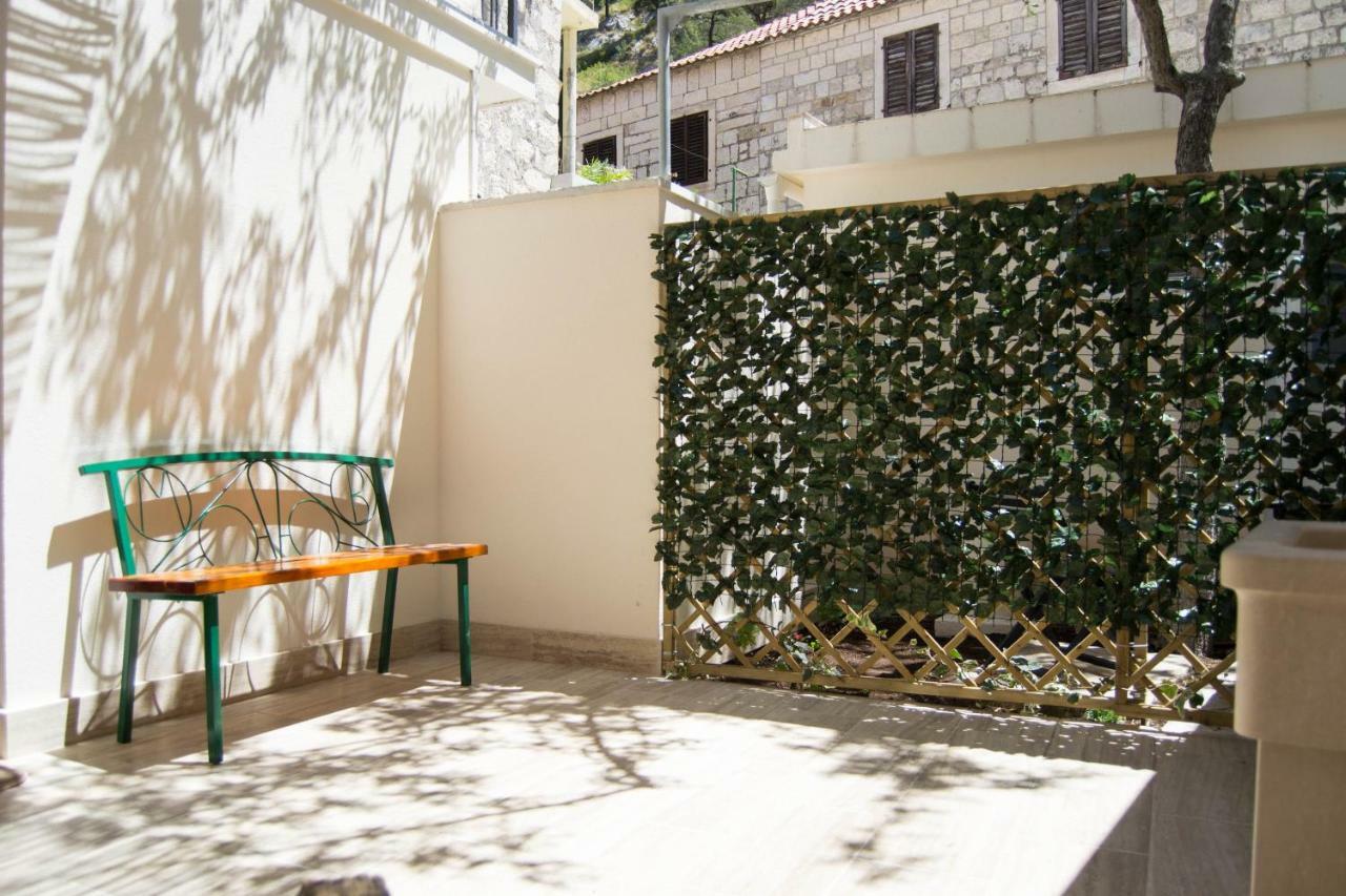 Ferienwohnung House Nataniel In Omis Near Sea Exterior foto